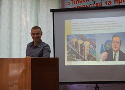 The Discussion Club of The Faculty of Management started its work